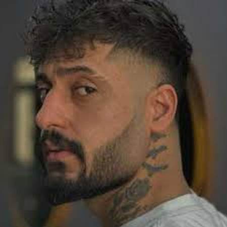 آهنگ تو عروسک منی مسکن منی تو تو آهنگ تو عروسک منی مسکن منی تو تو