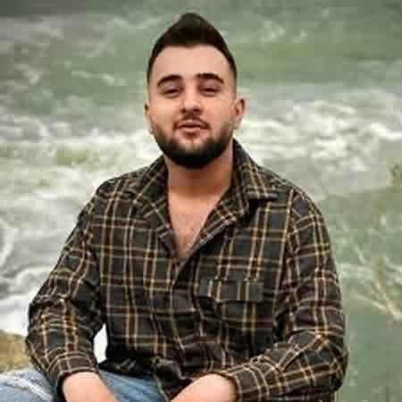 آهنگ هی چرخیدن تو حال مستی همش گاز و ترمز دستی