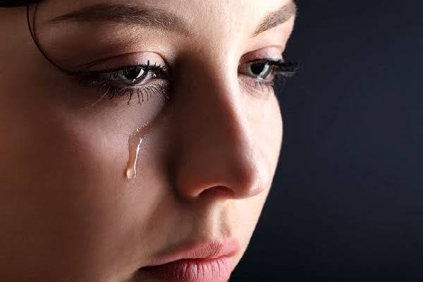 دانلود آهنگ اشکم دونه دونه از دیده روونه ریمیکس اینستا
